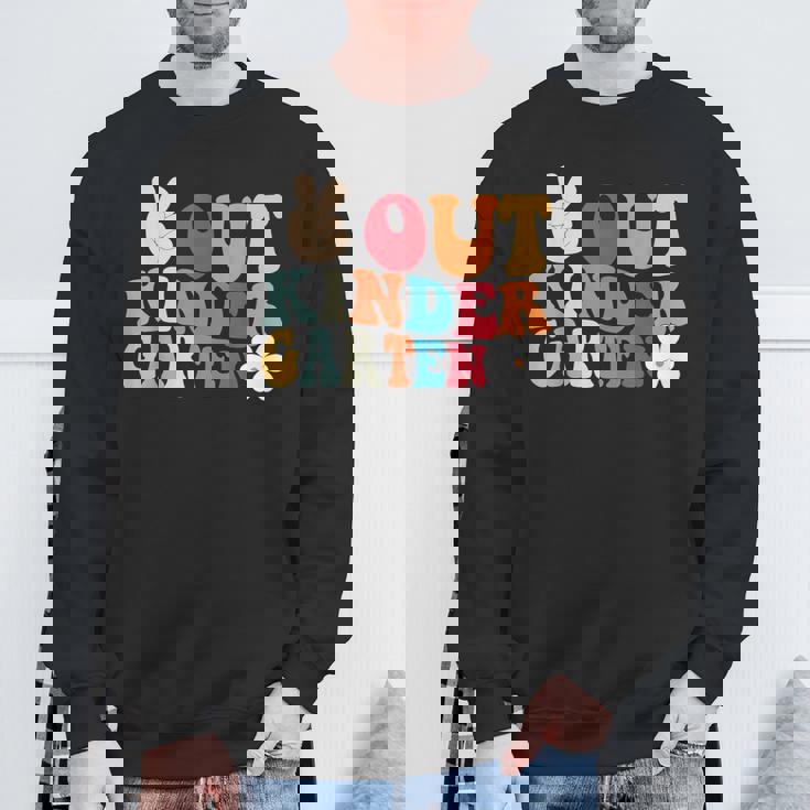 Peace Out 幼稚園 卒業 ピースアウト 幼稚園 スウェットシャツ 高齢者への贈り物