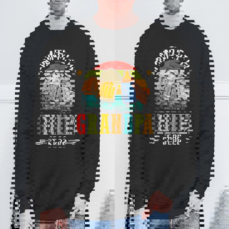 メンズ Promoted To Grandpa Est 2026 Dad To Be スウェットシャツ 高齢者への贈り物