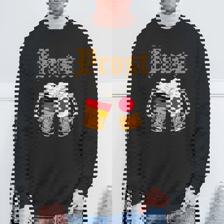 Prost ドイツ-日本オクトーバーフェストビールマグ 旗デザイン スウェットシャツ 高齢者への贈り物