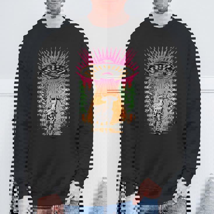 Ufo 牛 誘拐 面白い ヴィンテージ レトロ エイリアン 超常現象 スウェットシャツ 高齢者への贈り物