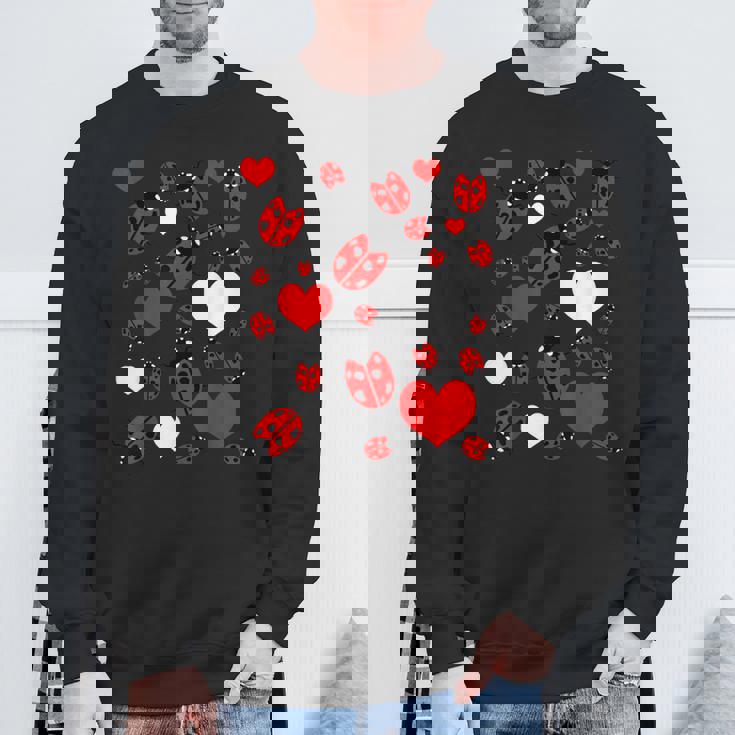 かわいいてんとう虫とハートのてんとう虫柄 スウェットシャツ 高齢者への贈り物