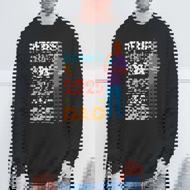 はじめての父の日2025年 赤ちゃんの誇り高きパパを持つお父さんとして スウェットシャツ 高齢者への贈り物