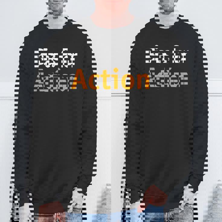 アクションへのバイアス スウェットシャツ 高齢者への贈り物