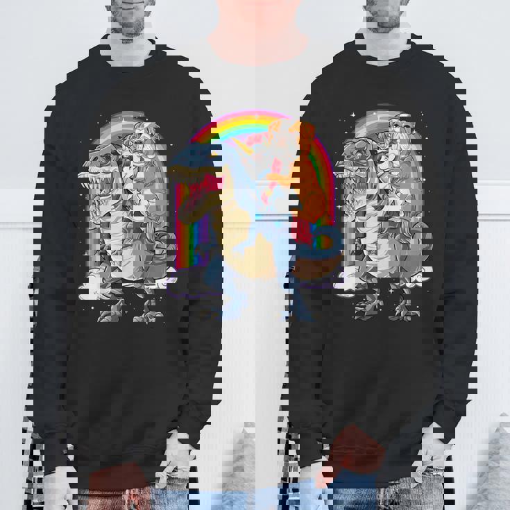 イングリッシュブルドッグ ユニコーン ライディング ダイナソー Tレックス ギフト メンズ レディース スウェットシャツ 高齢者への贈り物