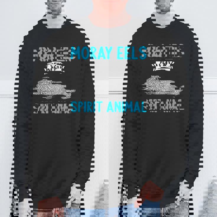 ウツボは私の精霊動物ウツボ スウェットシャツ 高齢者への贈り物