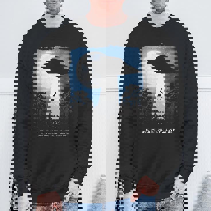 エイリアン アブダクション 牛 Ufo We Are Not Alone ギフト スウェットシャツ 高齢者への贈り物