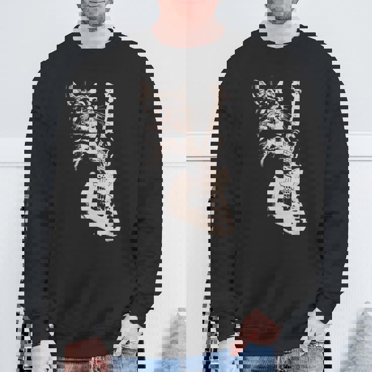 エレキギターを弾く猫 面白い猫ロッカー ロックショーで スウェットシャツ 高齢者への贈り物