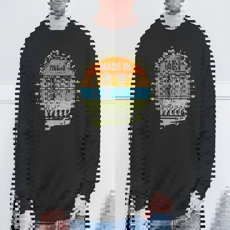 オリジナルパーツ 1977年生まれ ヴィンテージ 47歳 誕生日 レトロ スウェットシャツ 高齢者への贈り物