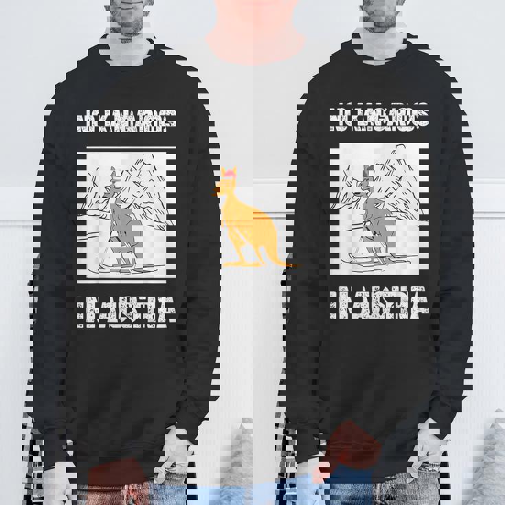 オーストリアにカンガルーはいない 愉快なオーストリア旅行 スウェットシャツ 高齢者への贈り物