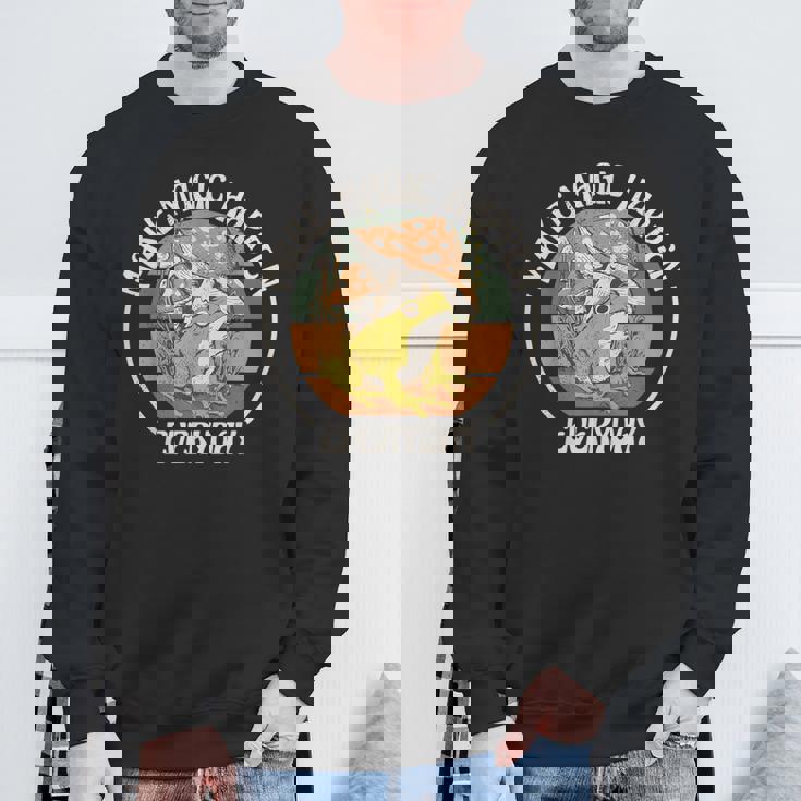 カエルとキノコ 毎日魔法を起こしましょう。 スウェットシャツ 高齢者への贈り物