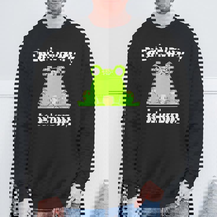 カエルのモチーフ面白いカエルのことわざは私にキスします Frog Motif Frogs Worry Hoppy スウェットシャツ 高齢者への贈り物