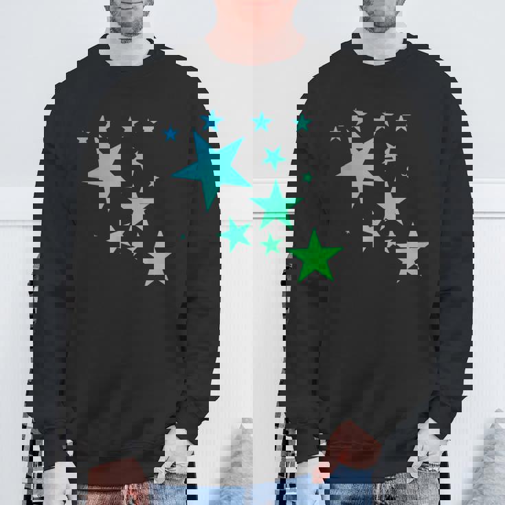 カラフルなグリーンブルーの星、星柄デザイン。 スウェットシャツ 高齢者への贈り物