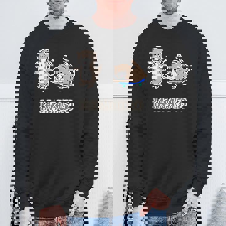 カワウソくん『スケボー』コツメカワウソ ゆるくて かわいい キャラクター イラスト スウェットシャツ 高齢者への贈り物