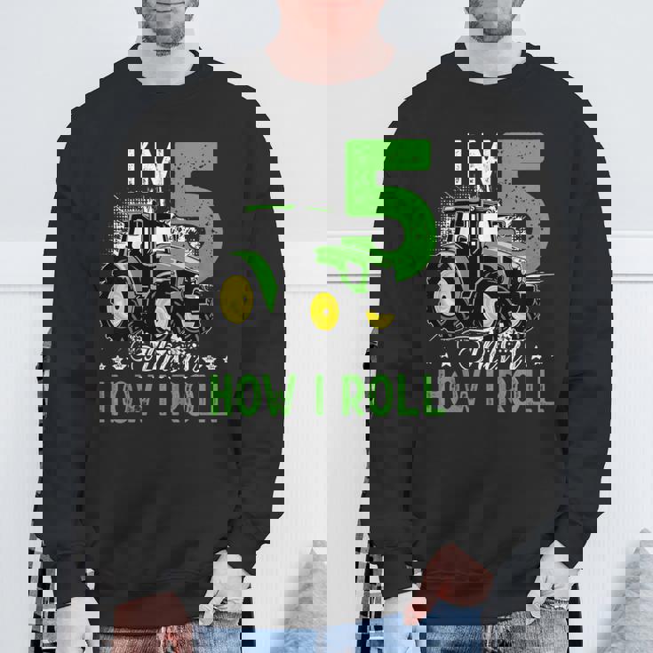 キッズ I Am 5 This Is How I Roll One Years Old Tractor 5歳の誕生日 スウェットシャツ 高齢者への贈り物