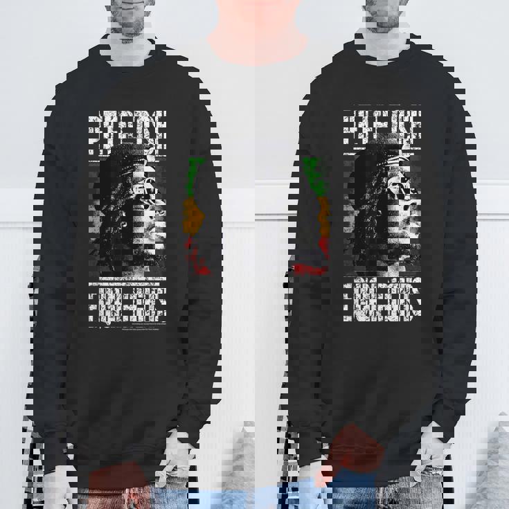 キム・ゴットレイブ・ウォーカーによるピーター・トッシュの平等な権利写真 スウェットシャツ 高齢者への贈り物