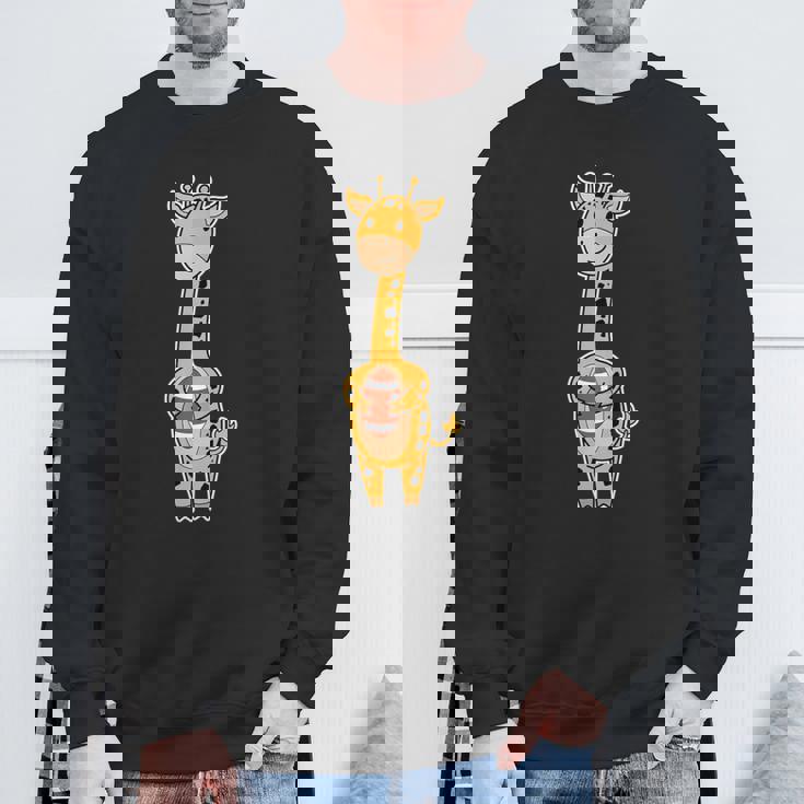 キリンはアメリカンフットボールを演じています。 スウェットシャツ 高齢者への贈り物