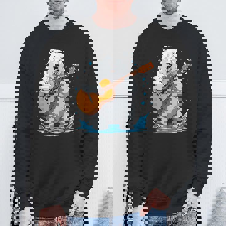 クマがアコースティックギターを弾くクマのギタリスト スウェットシャツ 高齢者への贈り物