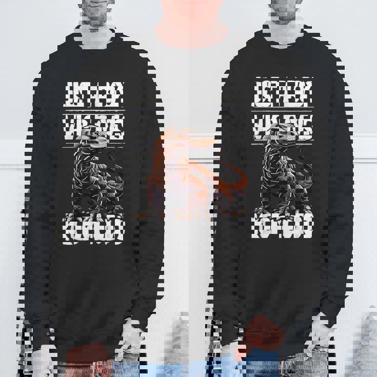 コモドドラゴンを愛するただの少年 男の子 キッズ スウェットシャツ 高齢者への贈り物