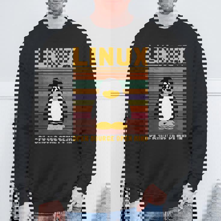 メンズ コンピューター オタク Linux ルートペンギン タックス 言葉 ギフト スウェットシャツ 高齢者への贈り物