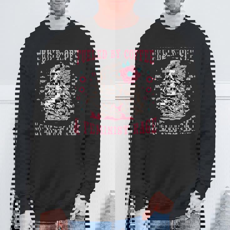 コーヒーフェミニストの怒りに支えられたスケルトンフェミニスト フェミニズム スウェットシャツ 高齢者への贈り物