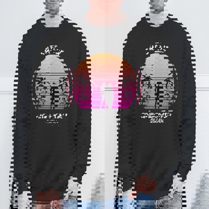 ゴールドコースト クイーンズランド州 オーストラリア サーフィン ギフト ヤシの木 スポーツ お土産 スウェットシャツ 高齢者への贈り物