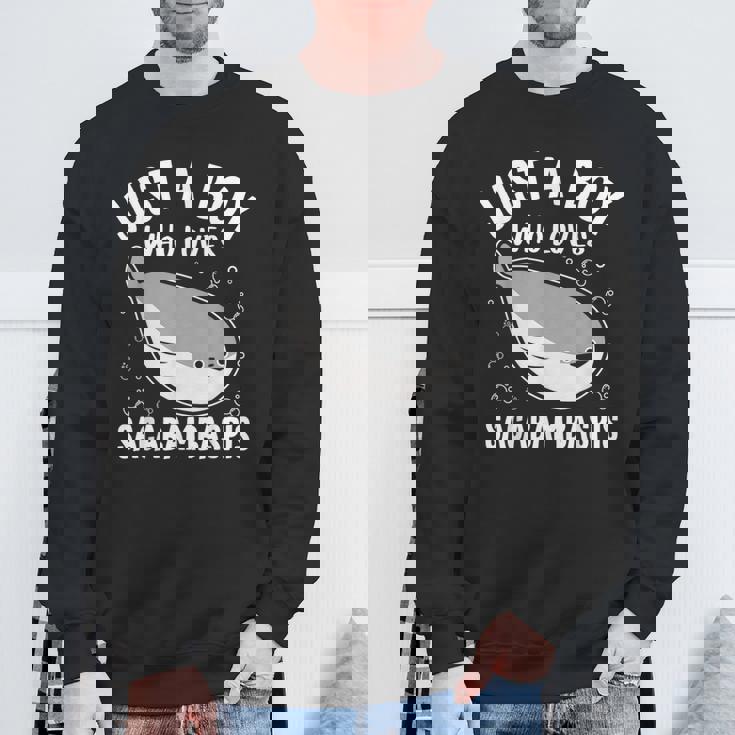 サカバンバスピスの面白い魚ミームが大好きなジャスト・ア・ボーイ スウェットシャツ 高齢者への贈り物