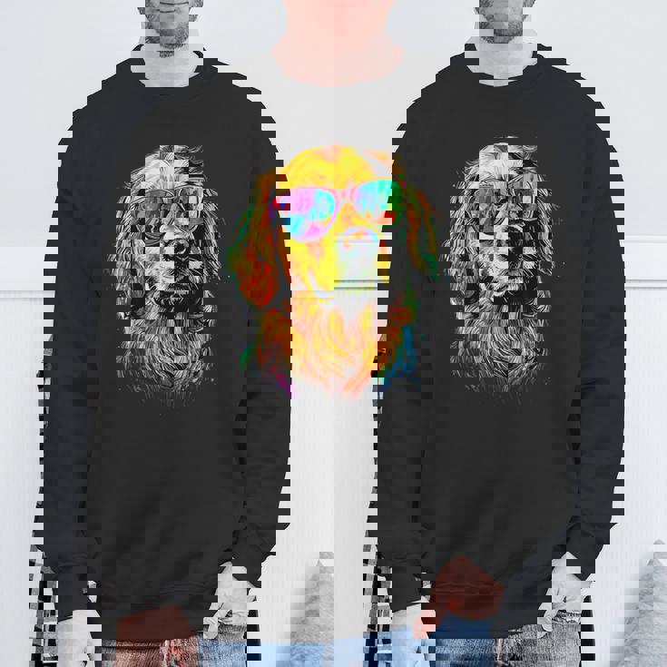 サングラスをかけたゴールデン・レトリーバー 犬が大好き スウェットシャツ 高齢者への贈り物