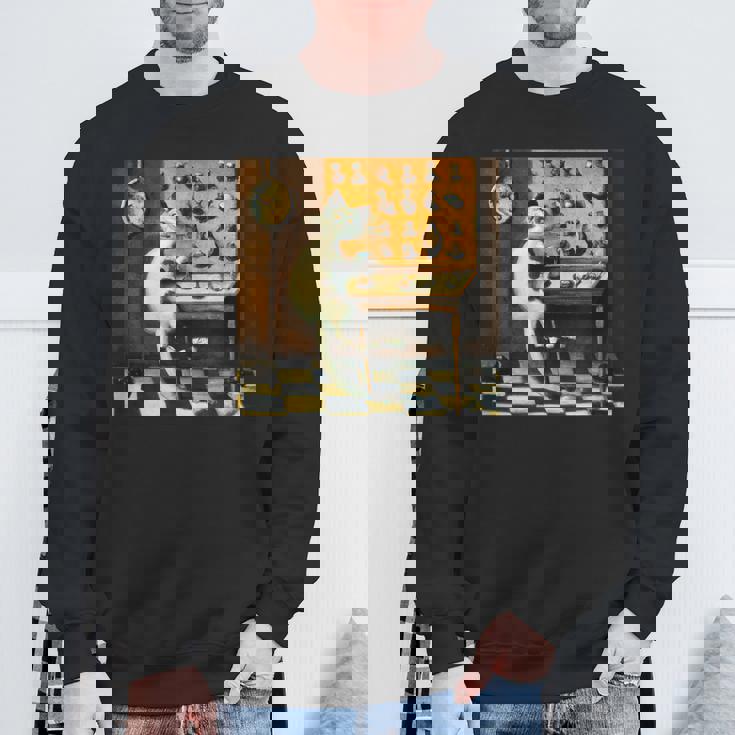 シュールレアリスト絵画 チェスをする猫とサルバドール・ダリ スウェットシャツ 高齢者への贈り物