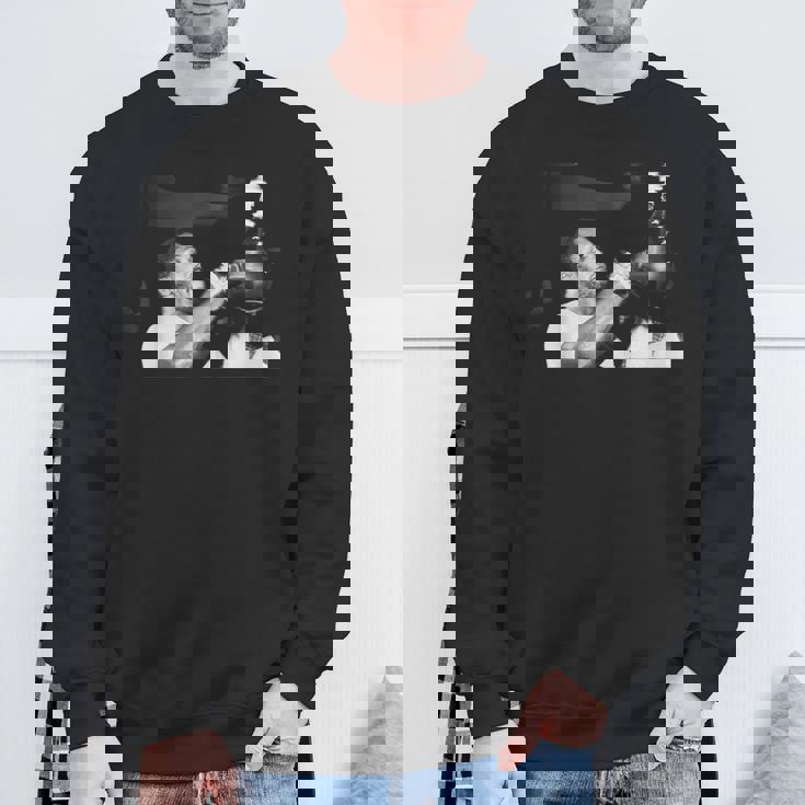 スモーキン・ジョー・フレイジャーのトレーニングでモハメド・アリのボクシングファイトに スウェットシャツ 高齢者への贈り物