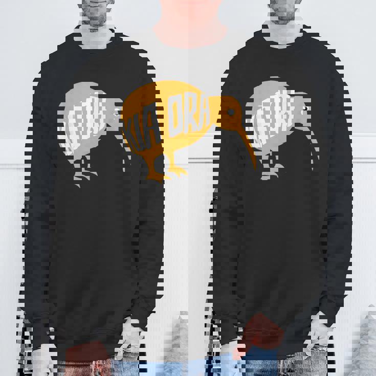 ニュージーランド お土産 キウイ鳥 キア・オラ Be Well ギフト スウェットシャツ 高齢者への贈り物