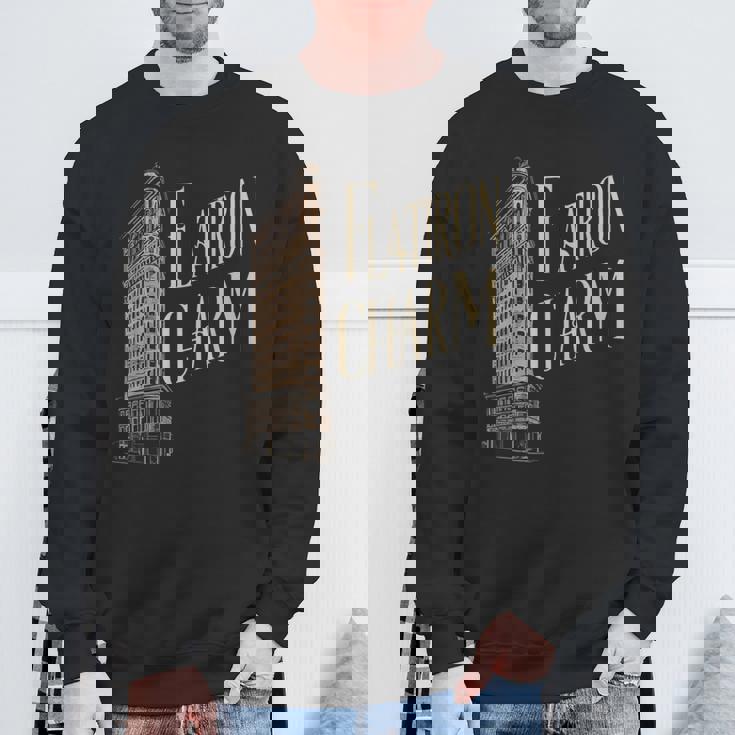 ニューヨークチャームフラットアイアンビルディング スウェットシャツ 高齢者への贈り物