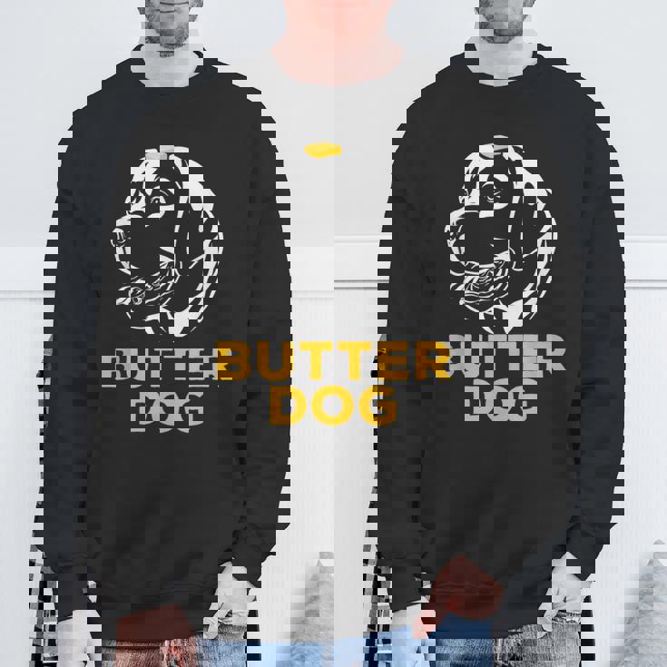 バター犬-彼のバターと一緒に犬面白いミーム スウェットシャツ 高齢者への贈り物