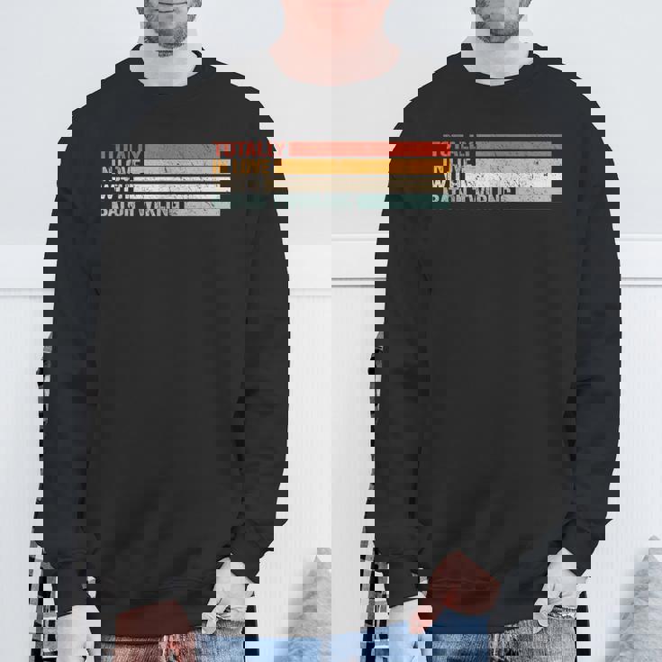 バトントワリングのレトロなバトントワーラーに完全に恋をしています。 スウェットシャツ 高齢者への贈り物