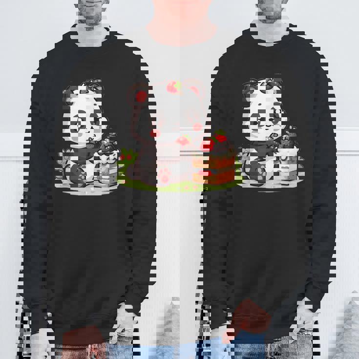 パンダを食べるストロベリーケーキ スウェットシャツ 高齢者への贈り物