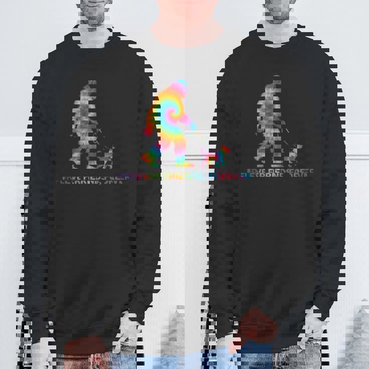 ビッグフットと犬の絆 – Furever Friends Forever スウェットシャツ 高齢者への贈り物