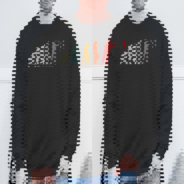 ビンテージダーツ進化面白いダーツダーツプレーヤーのギフト スウェットシャツ 高齢者への贈り物