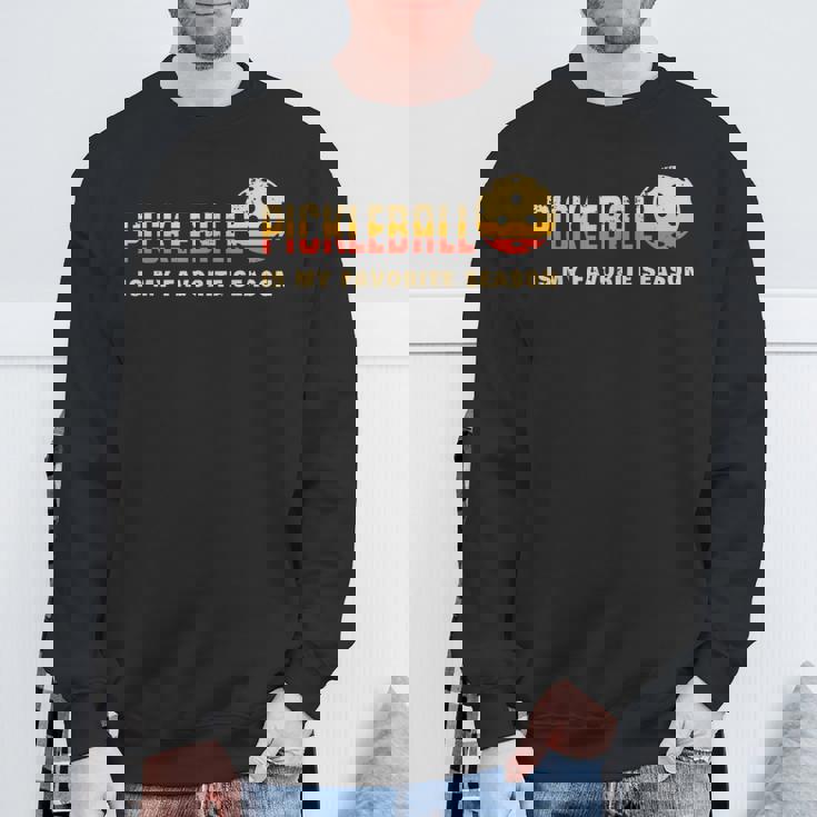 ピックルボールは私の好きな季節 面白いピックルボール スウェットシャツ 高齢者への贈り物