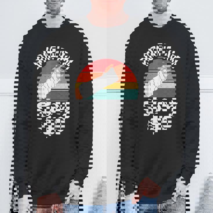 ブロークン・アーム・ストーリー $10 手の怪我 手首 面白い ヴィンテージ スウェットシャツ 高齢者への贈り物