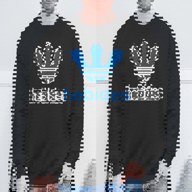 ヘビデス Hebides《ブルー 青》巳年 蛇年 へび【ブランド ロゴ パロディ】2025 干支 十二支 面白い スウェットシャツ 高齢者への贈り物