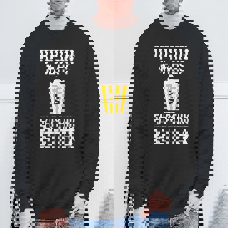 ポップコーンがすべてをより良くするコーンスナックポップコーン。 スウェットシャツ 高齢者への贈り物