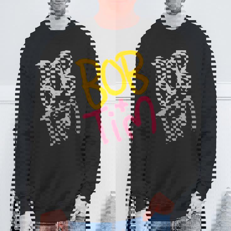 ミニオンズ ボブ&ティム Here For The Hugs スウェットシャツ 高齢者への贈り物