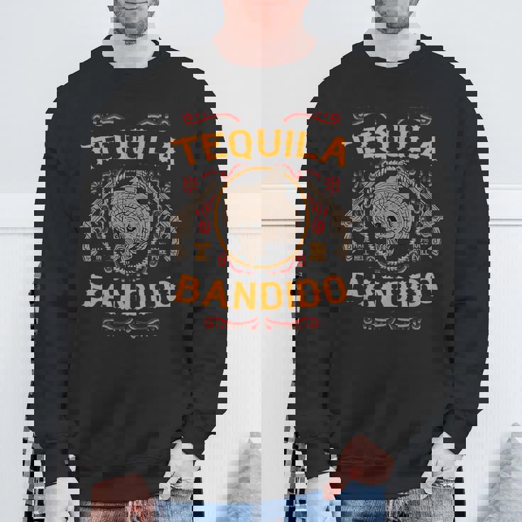 メキシカンスカル テキーラ バンディト クール スケルトン チャロ ギフトアイデア スウェットシャツ 高齢者への贈り物