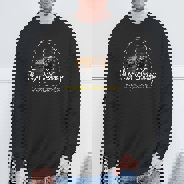 モルトウイスキーシャツ Happiest Drink Ever 面白いウイスキー葉巻 スウェットシャツ 高齢者への贈り物