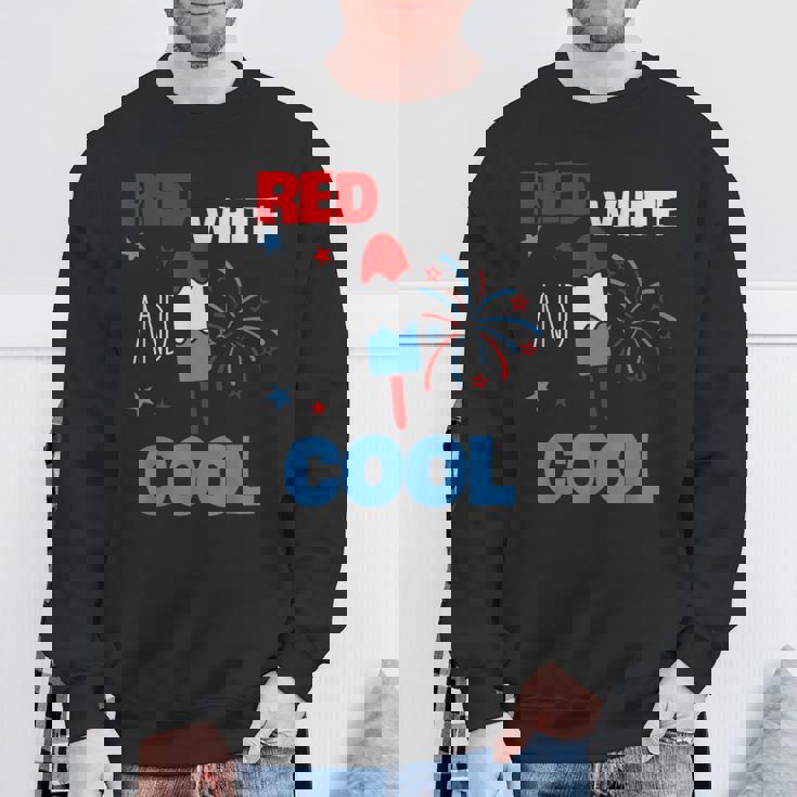 レッド ホワイト クールなアメリカ国旗 アイスキャンディー 面白い 7月4日 スウェットシャツ 高齢者への贈り物