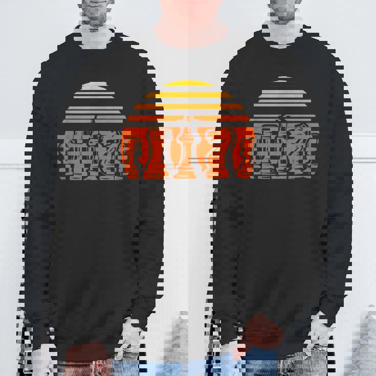 レトロなチェス駒 ヴィンテージ チェックメイト グランドマスター プレーヤー スウェットシャツ 高齢者への贈り物