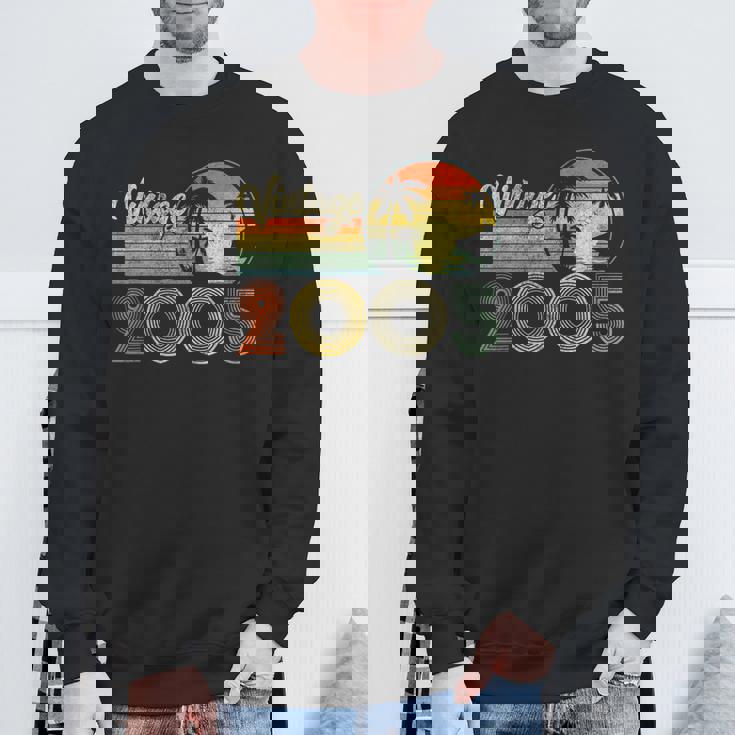 ヴィンテージ 2005 Born In 2005 20歳の誕生日プレゼント 20歳 スウェットシャツ 高齢者への贈り物