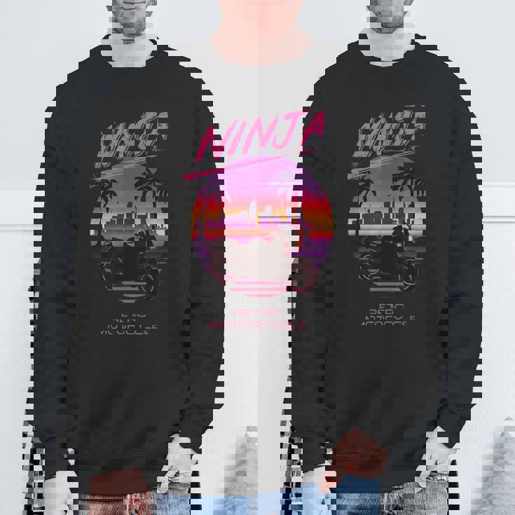 ヴィンテージ Ninja スポーツバイク スーパースポーツ 80S 映画 シンセウェーブ マイアミ バイス シティー スウェットシャツ 高齢者への贈り物