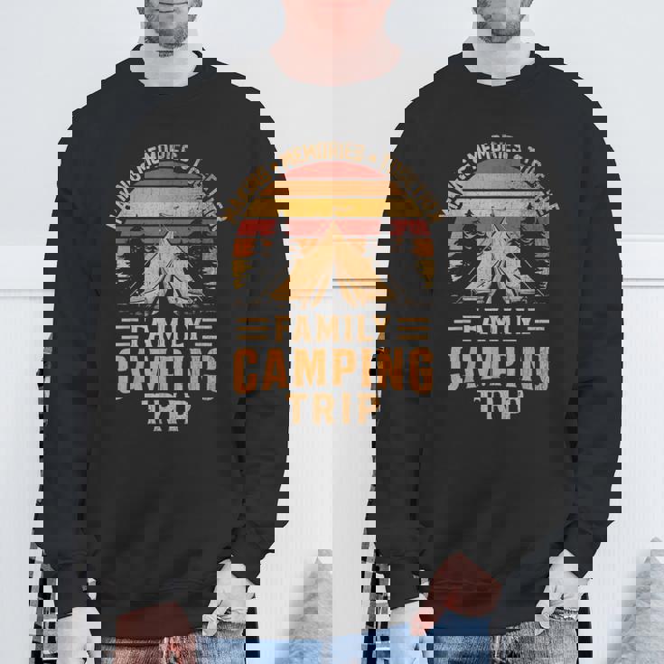 ヴィンテージ キャンパー キャンプ ファミリー キャンプ 旅行 2024 マッチング グループ スウェットシャツ 高齢者への贈り物