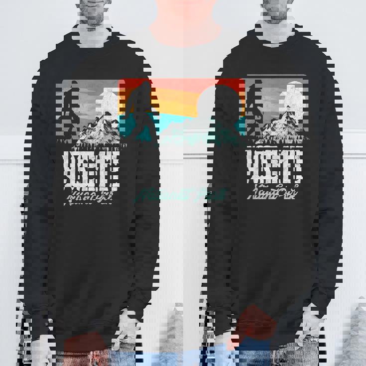 ヴィンテージ ヨセミテ国立公園 ビッグフット 山脈 グラフィック スウェットシャツ 高齢者への贈り物