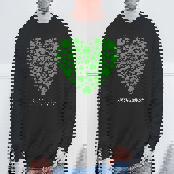 世界中の幸せを願う 可愛い ハート クローバー 反戦 平和 スウェットシャツ 高齢者への贈り物